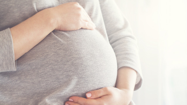 Hati-hati! Makan Junk Food Saat Hamil Ada Risikonya