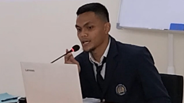 Selamat! Pemain Timnas Rachmat Irianto Lulus Sidang Skripsi