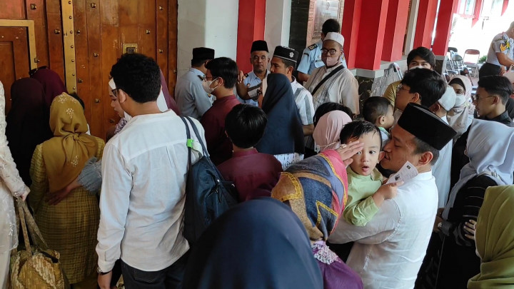 Membeludak, Kunjungan Lebaran Warga di Lapas Sukamiskin Bandung