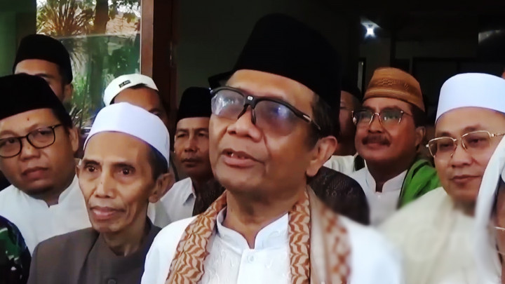 Mahfud MD Ungkap 2 Kendala Pembebasan Pilot Susi Air di Papua