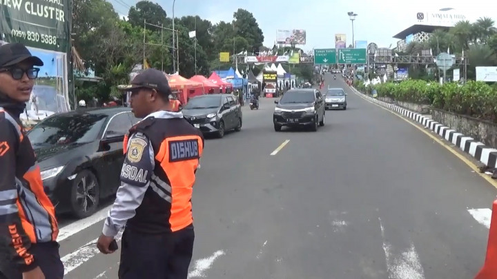 H+4 Libur Lebaran, Jalur Puncak Kembali Terapkan Sistem Satu Arah
