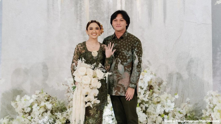 Selamat! Rizky Febian dan Mahalini Resmi Bertunangan