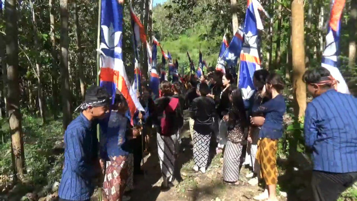 Lestarikan Tradisi, Ratusan Pelajar di Tulungagung Ikuti Kirab Budaya Mataraman