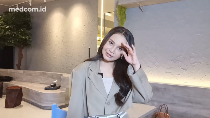 Cerita Rossa Ingin Diciptakan Lagu oleh Laleimanino