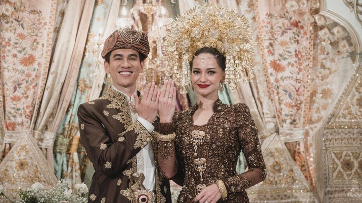 Nyusul Jessica Mila! Enzy Storia Resmi Menikah