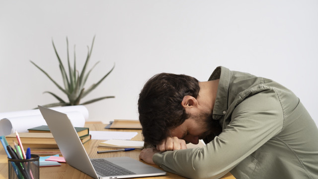 Tetap Merasa Lelah Setelah Istirahat Panjang? Kebiasaan Buruk Ini Bisa Jadi Penyebabnya!