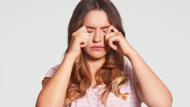 Terapkan 4 Kebiasaan Sederhana Ini Bantu Kurangi Mata Kering Akibat Lelah Bekerja