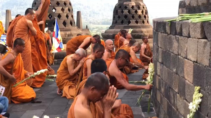 32 Biksu Thudong Sudah Tiba di Candi Borobudur