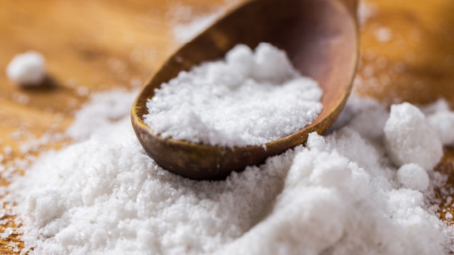 TIdak Cuma Darah Tinggi, Kenali 3 Tanda Tubuh Saat Kamu Terlalu Banyak Konsumsi Garam