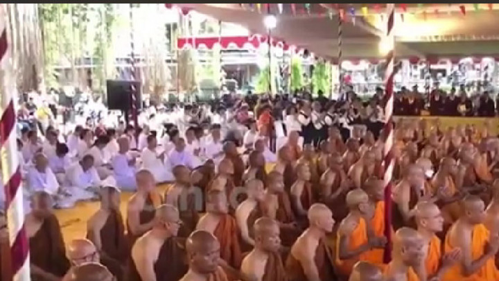 Air Berkah Trisuci Disebut Simbol Kesejukan dan Kebahagiaan