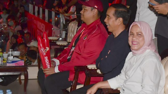 Dukung Anthony Ginting, Jokowi Nonton Langsung Indonesia Open 2023