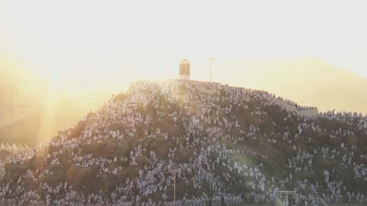 Suasana Padang Arafah Dipadati Jemaah Haji yang Lakukan Wukuf