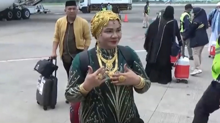 Duh! Pamer Emas Seusai Haji, Bea Cukai: Itu Imitasi