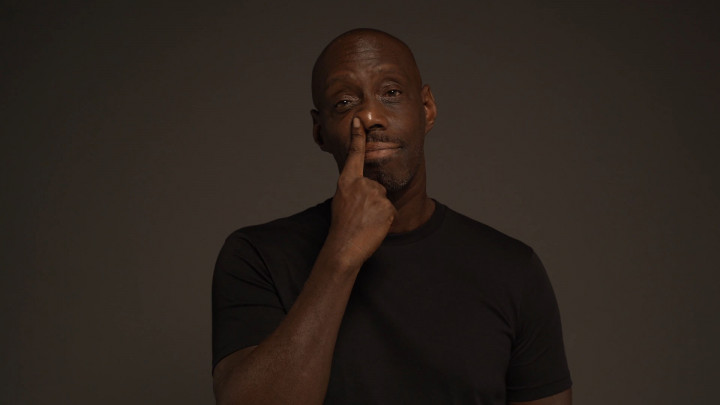 Sering Cabut Bulu Hidung? Hati-hati, Ini Akibatnya!