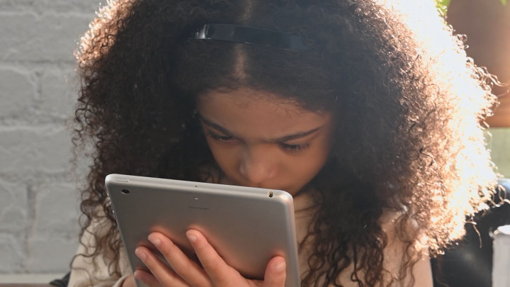 Catat! Panduan Anak Bermain Gadget Sesuai Saran Dokter