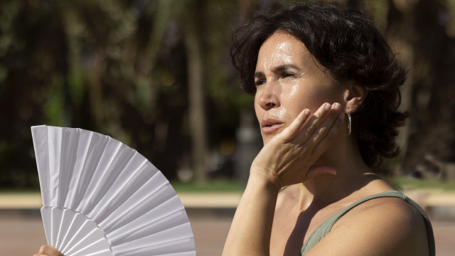 Harus Ingat! 3 Barang yang Wajib Dibawa Bepergian saat Cuaca Panas Terik