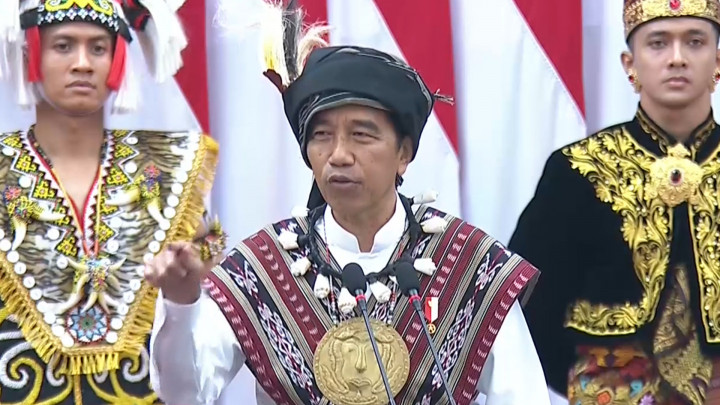 Jokowi Soal Fotonya yang Dipasangkan dengan Capres: Nasib Seorang Presiden