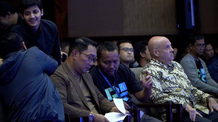 TPA Sarimukti Terbakar, Ridwan Kamil Minta Bupati Keluarkan Status Darurat Bencana