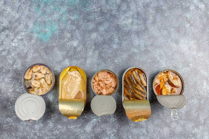 Hati-hati! Ketahui 4 Dampak Terlalu Sering Mengonsumsi Makanan Kaleng