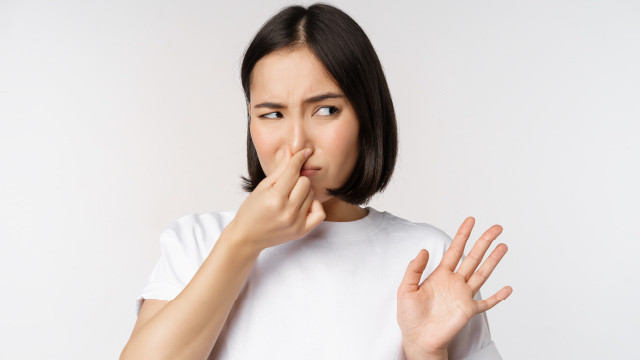 3 Penyebab Bau Badan Paling Sering Terjadi Namun Jarang Disadari!