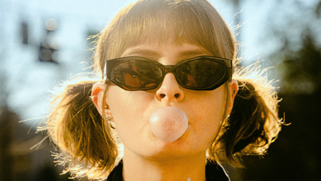 3 Khasiat dari Mengunyah Permen Karet yang Mungkin Kamu Belum Ketahui!