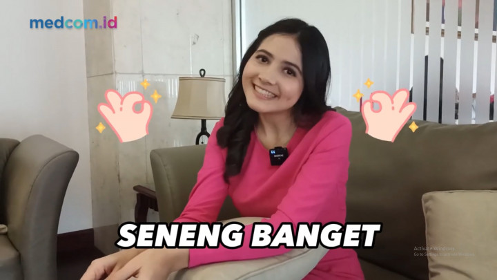 Bulan Sutena Mengaku Senang Bisa Dikenal Banyak Orang