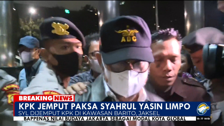 Detik-detik SYL Tiba di Gedung KPK