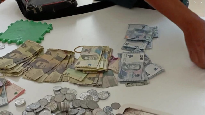 Sehari Raup Ratusan Ribu Rupiah, 2 Pengemis Pura-Pura Buta di Bandung Diamankan