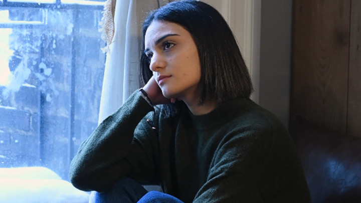 Ingin Hidup Tenang? Ini Tips Berhenti Overthinking