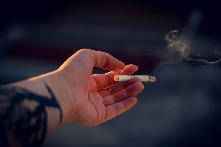 4 Tips Ampuh Berhenti Merokok Bagi Anda yang Perokok Berat