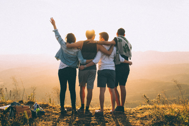 4 Tips Staycation Hemat Jelang Libur Natal dan Tahun Baru 2023