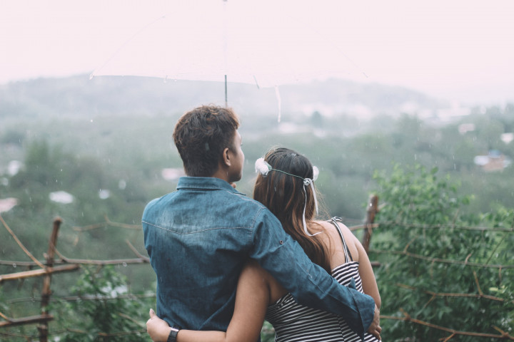 Menghadapi Pacar yang Moody dan Suka Ngambek? Intip Tips Berikut Ini!