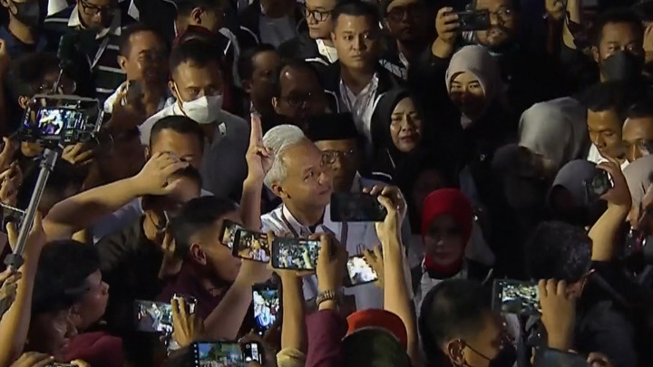 Momen Ganjar-Mahfud Tiba di KPU Jelang Debat Perdana Capres 2024