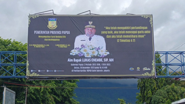 Jelang Kedatangan Jenazah Lukas Enembe, Bandara Sentani Dijaga Ketat