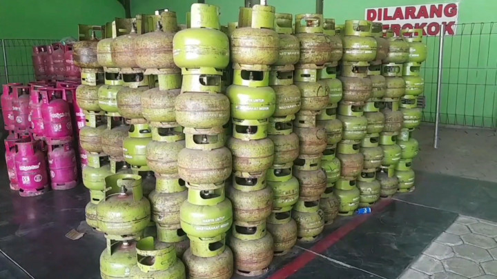 Pedagang Keluhkan Kebijakan KTP untuk Membeli Gas LPG 3 Kg