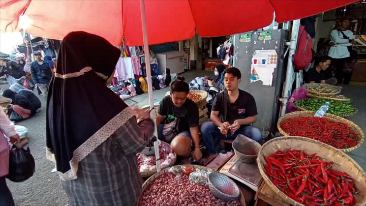 Cuaca Ekstrem, Harga Cabai di Bandung Merangkak Naik