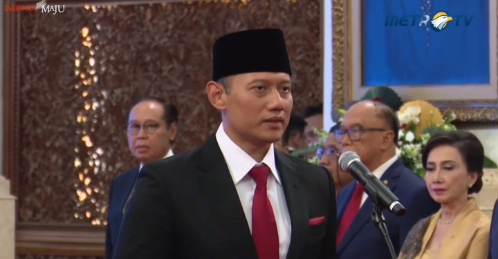 Reshuffle Kabinet, Jokowi Resmi Lantik AHY Jadi Menteri ATR/BPN