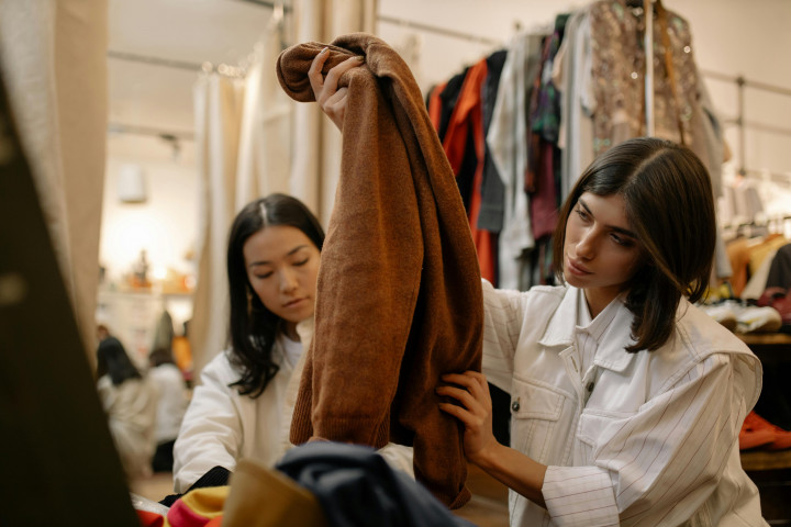 3 Tips Membedakan Barang Preloved Asli dan Palsu