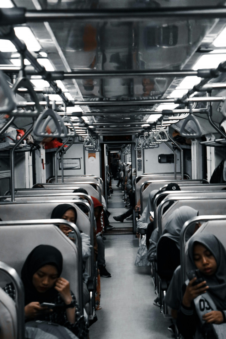 Tips Mudik Nyaman Menggunakan Transportasi Umum