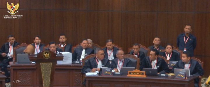 Bambang Widjojanto Persoalkan Status Ahli KPU di Sidang MK