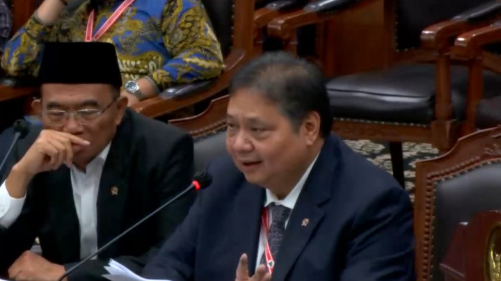 Elektabilitas Golkar Meroket Seusai Banjir Bansos, Ini Jawaban Airlangga