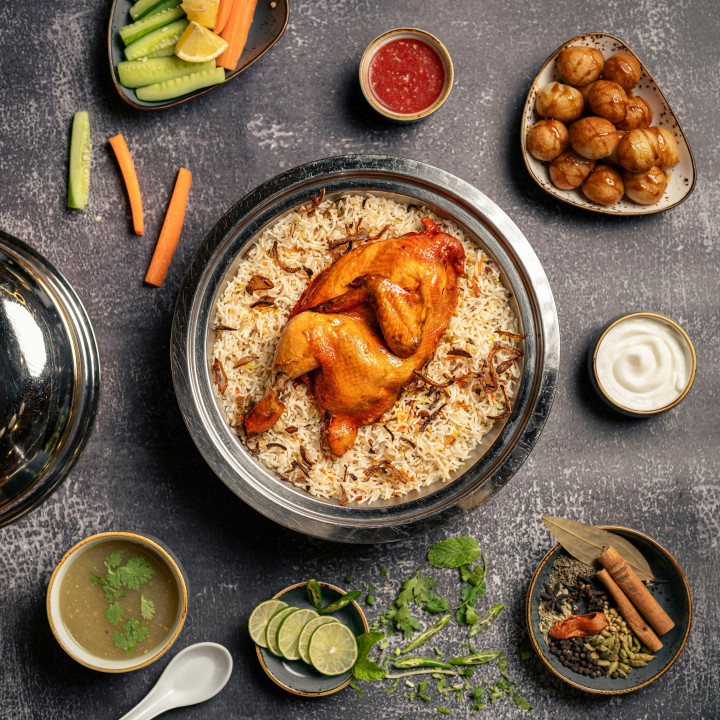 Baju Lebaran Ketumpahan Opor? Ini 5 Cara Mudah Menghilangkan Nodanya