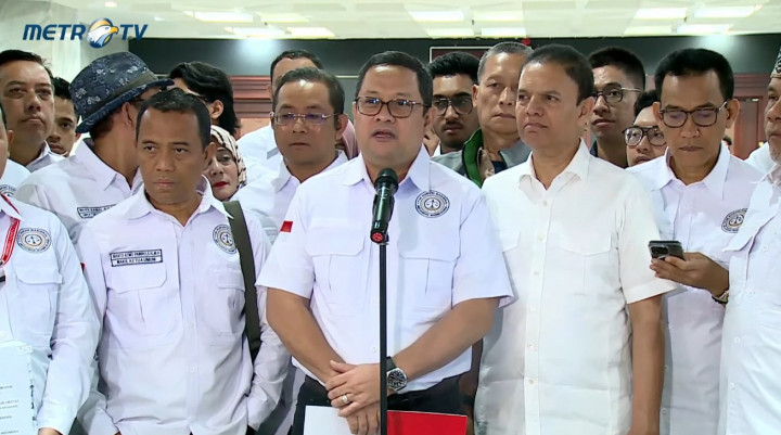 Tim Hukum AMIN Serahkan Kesimpulan Sengketa Pilpres 2024 ke MK