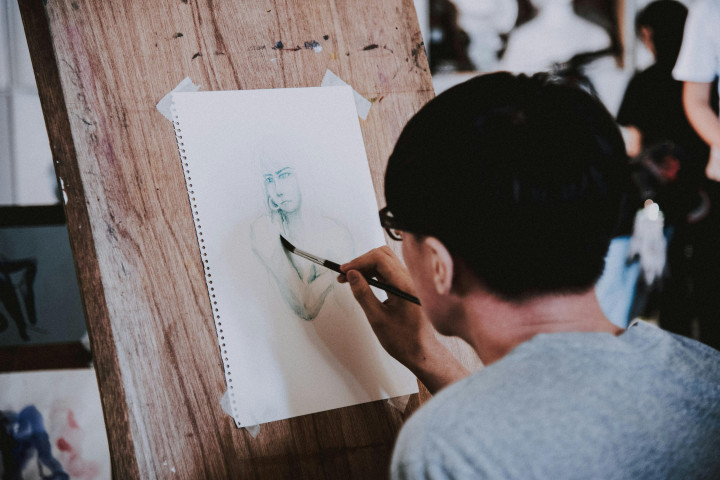 4 Profesi Buat Kamu yang Suka Menggambar