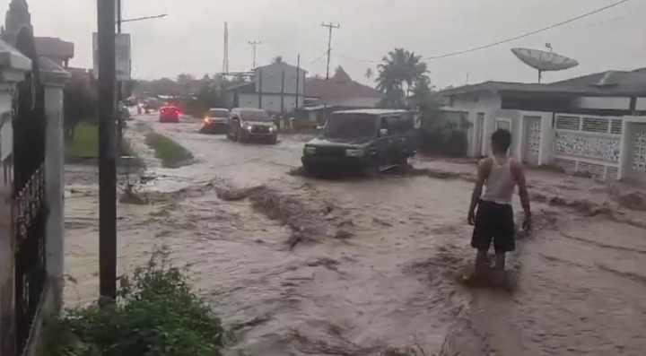 Banjir Bandang Terjang Desa Semumu, Ratusan Rumah Terendam