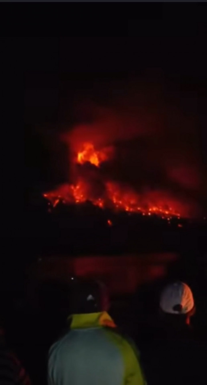 Gunung Ruang Kembali Erupsi, Letusan Capai 2000 Meter