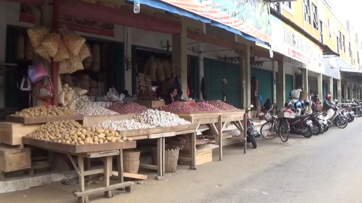 Jelang Iduladha, Harga Bawang Merah dan Cabai Merah Masih Tinggi