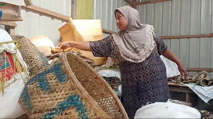 Menabung 10 Tahun, Penjual Ikan di Sikka NTT Akhirnya Berangkat ke Tanah Suci