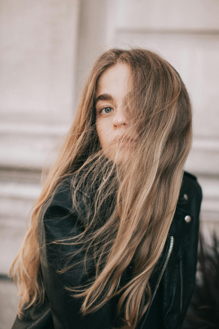 Selain Kurangi Kerontokan, Inilah 4 Khasiat Teh Bunga Telang untuk Rambut