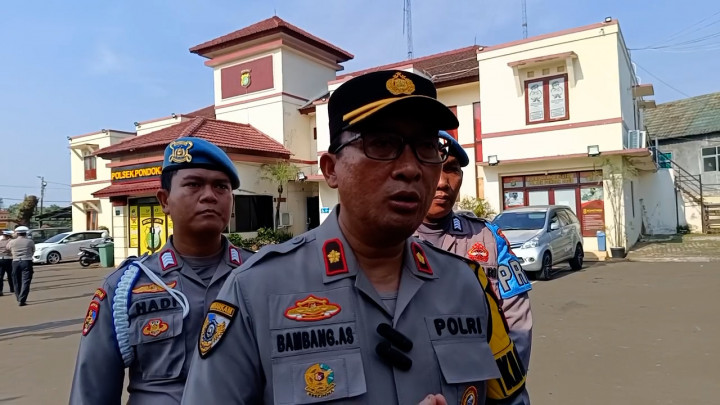 Polsek Pondok Aren Razia Ponsel Anggota, Cegah Judi Online